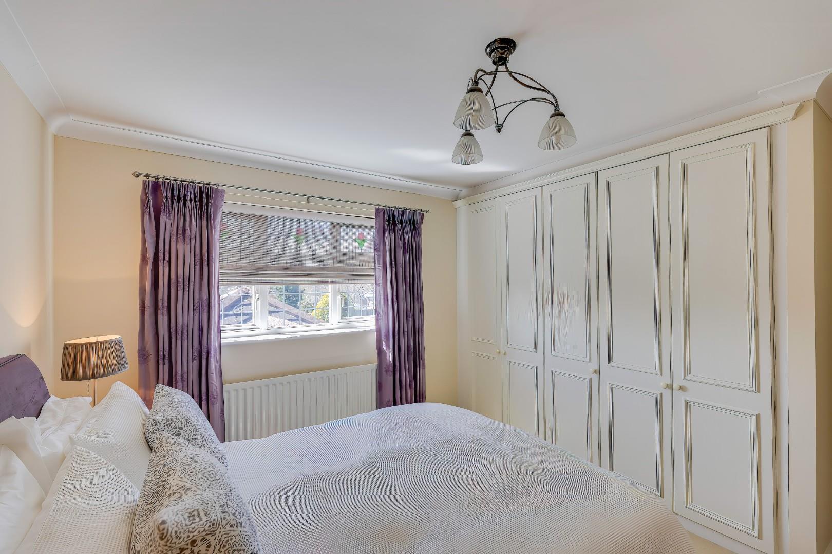 12 Blodyn Y Gog, Barry, CF63 1FB